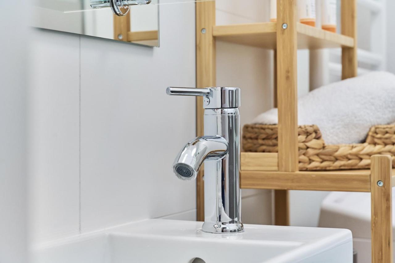 Riverside Apartments Na Grobli By Noclegi Renters Breslavia Esterno foto