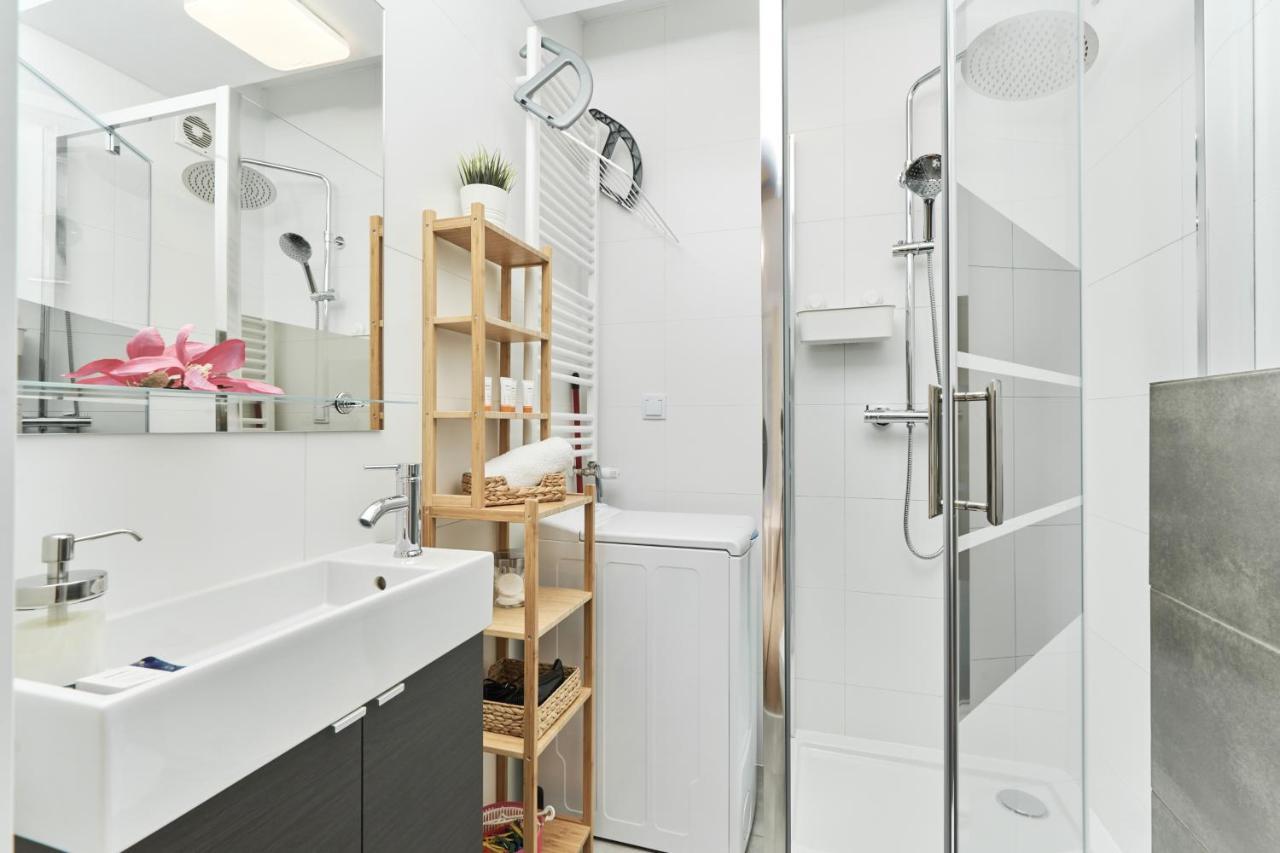 Riverside Apartments Na Grobli By Noclegi Renters Breslavia Esterno foto
