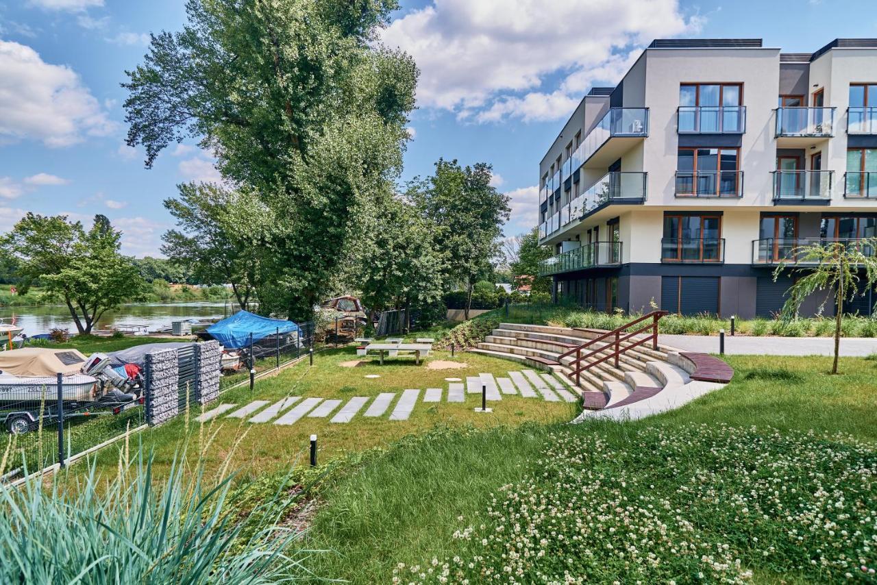 Riverside Apartments Na Grobli By Noclegi Renters Breslavia Esterno foto